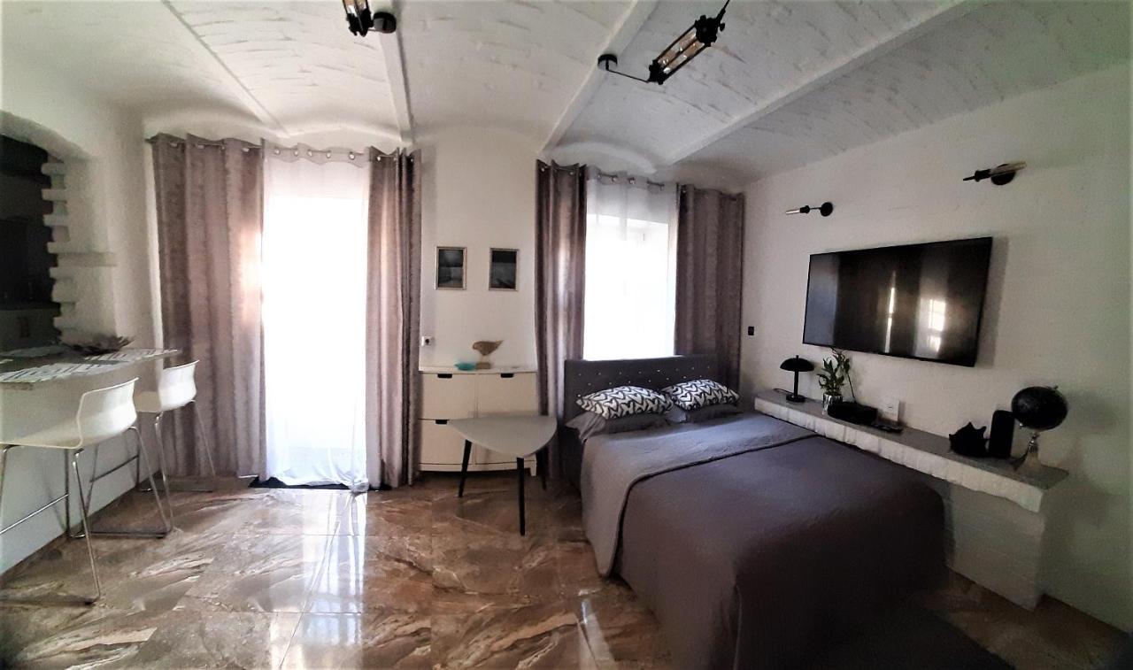 Studio Four - Prywatne Wejscie I Taras W Centrum Sopotu 外观 照片